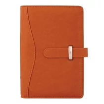 Gyűrűs kalendárium SATURNUS S437 fehér lapos világosbarna műbőr 2026. Gyűrűs kalendárium SATURNUS S437 fehér lapos világosbarna műbőr 2026.